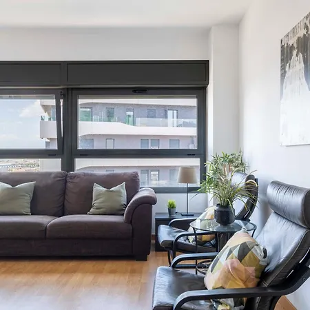 Amazing Fira And 15' From Bcn Center With Pool * Barcelona