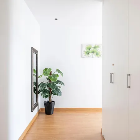 Amazing Fira And 15' From Bcn Center With Pool Barcelona